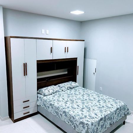 Estudio Novo Bem Equipado Serra  Exteriör bild